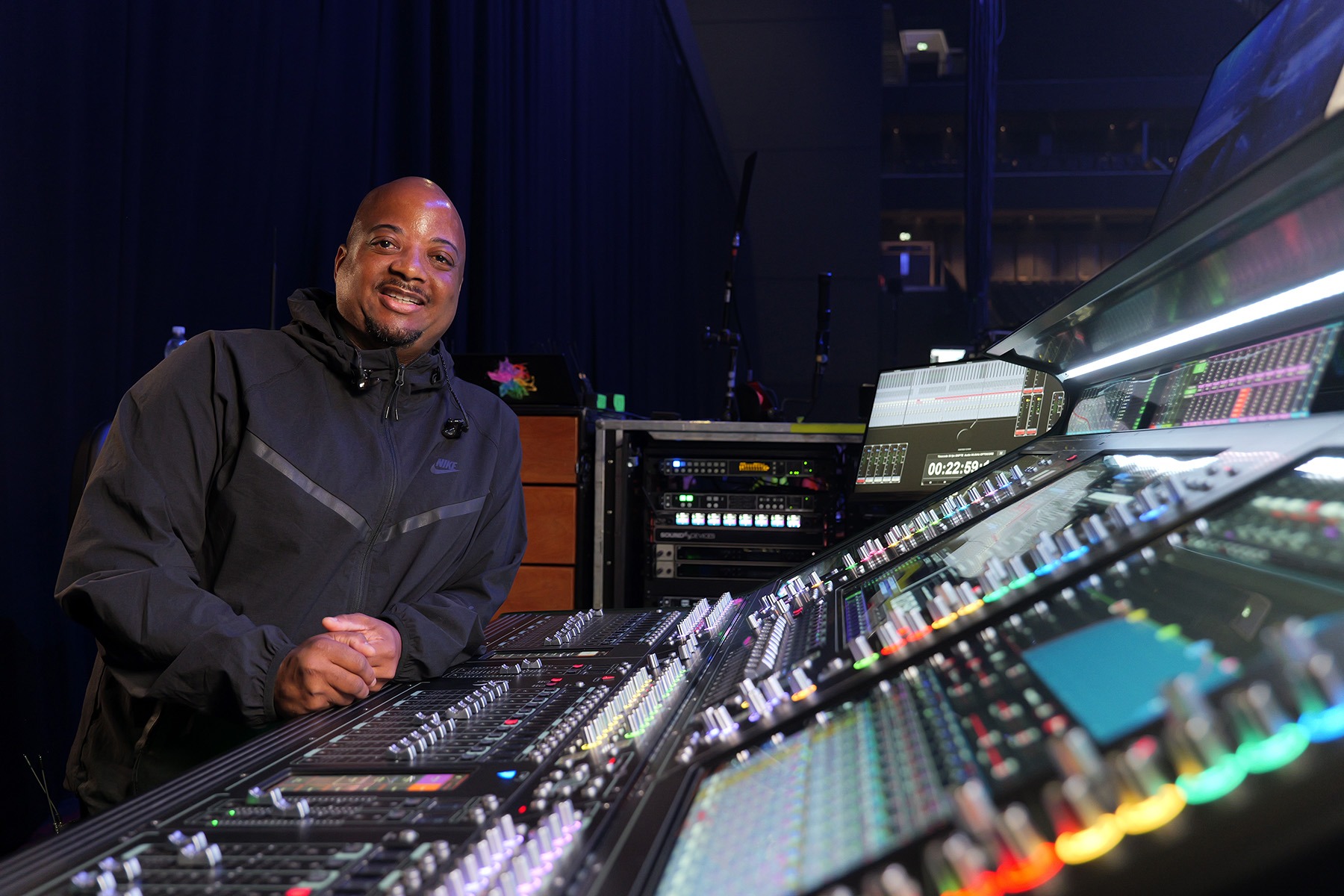 DiGiCo Quantum852 proporciona un sonido espectacular para la gira de Drake